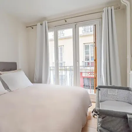 Warm & Welcoming Flat - Family's Ideal - Marais Apartment